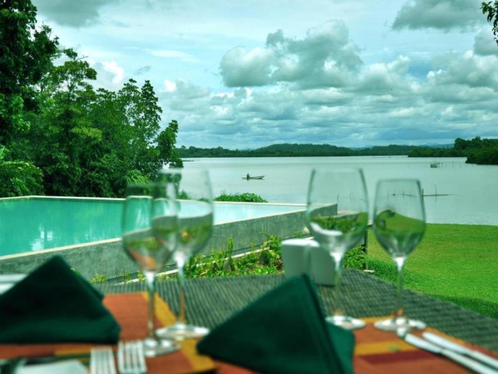 Roman Lake Ayurveda Boutique Resort Ahungalla Exterior foto