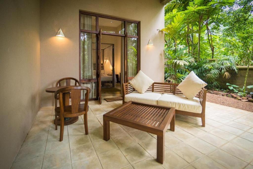Roman Lake Ayurveda Boutique Resort Ahungalla Exterior foto