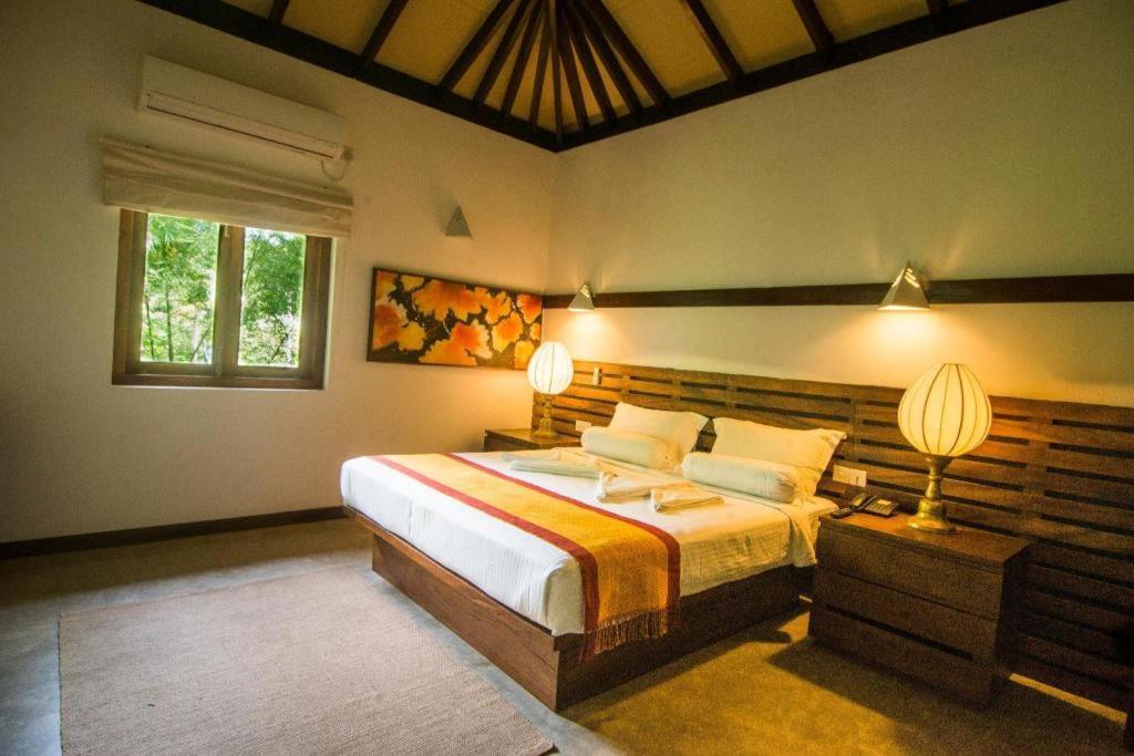 Roman Lake Ayurveda Boutique Resort Ahungalla Exterior foto